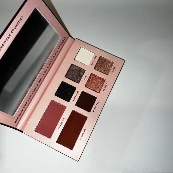 New, never used, Blinc Evening Glamour pallet, edition no available in store. - Picture 4 of 5